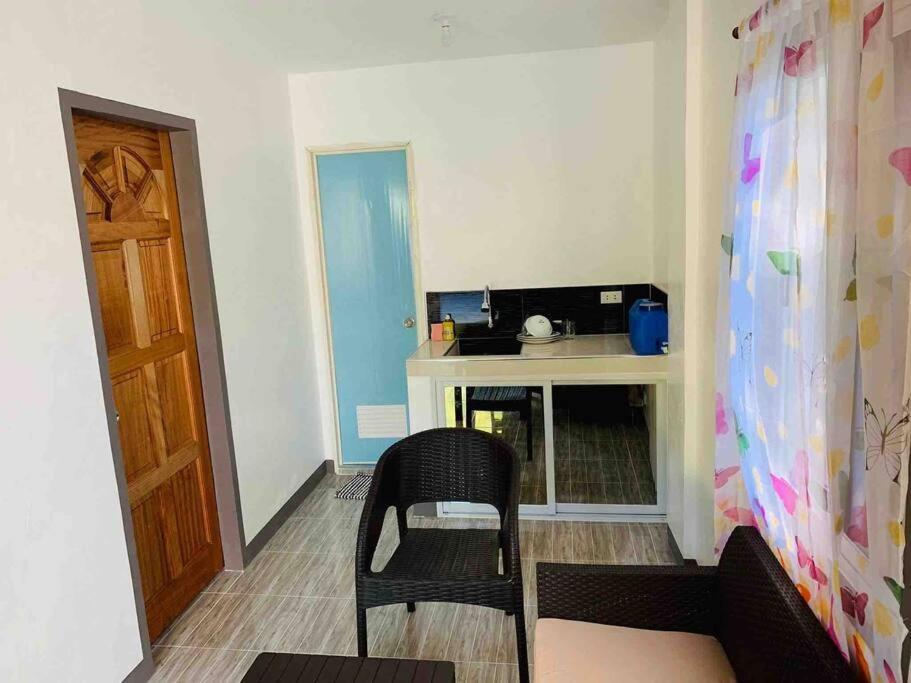 Romblon Transient House Apartment Exterior photo
